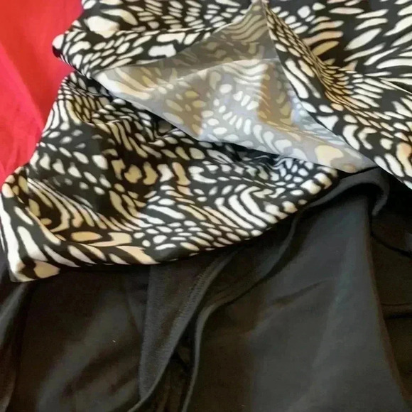 Christina one piece bathing suit, no wires, adjustable straps,  padded cu… - Picture 9 of 11